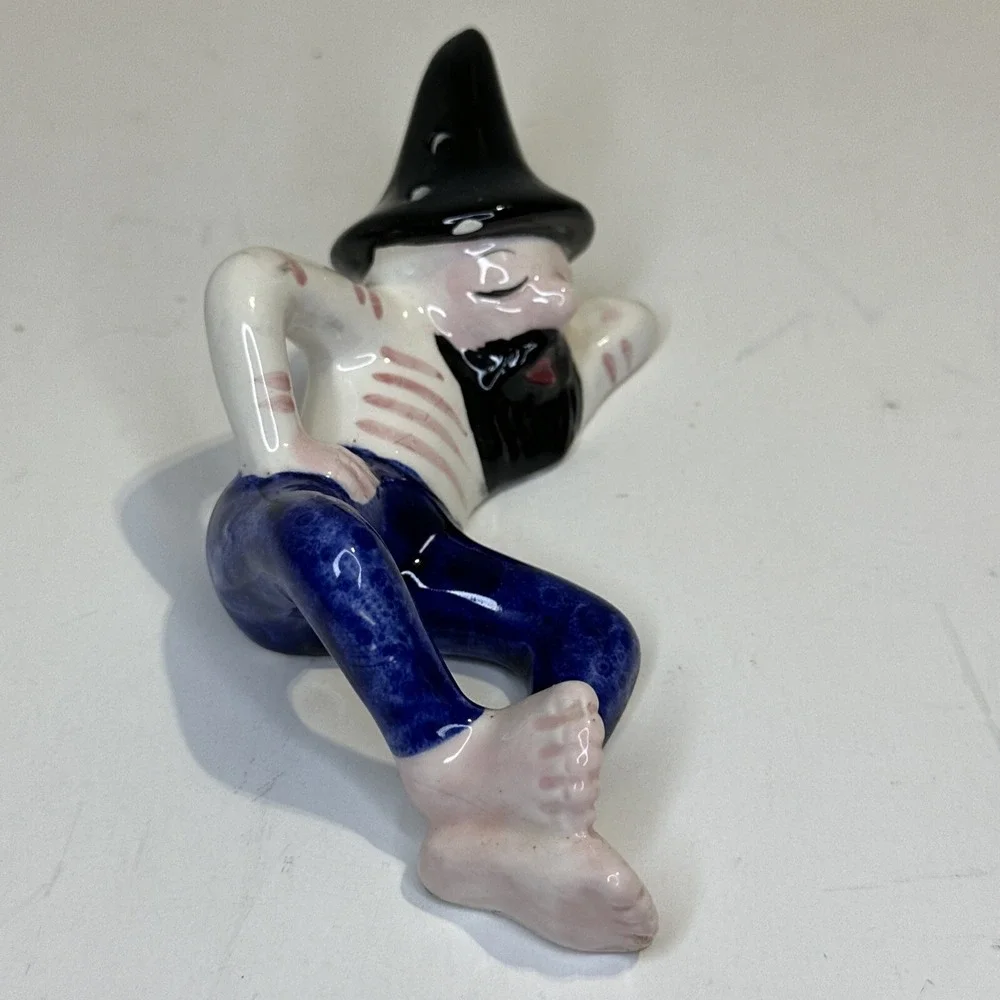 As Is Vintage Hillbilly Drunk Jug Moonshine Salt Pepper Shakers CHIPPED READ